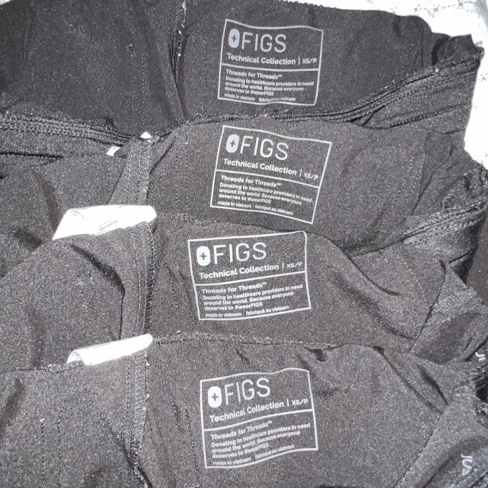 Zamora Jogger Scrub Pants - Picture 2 of 4